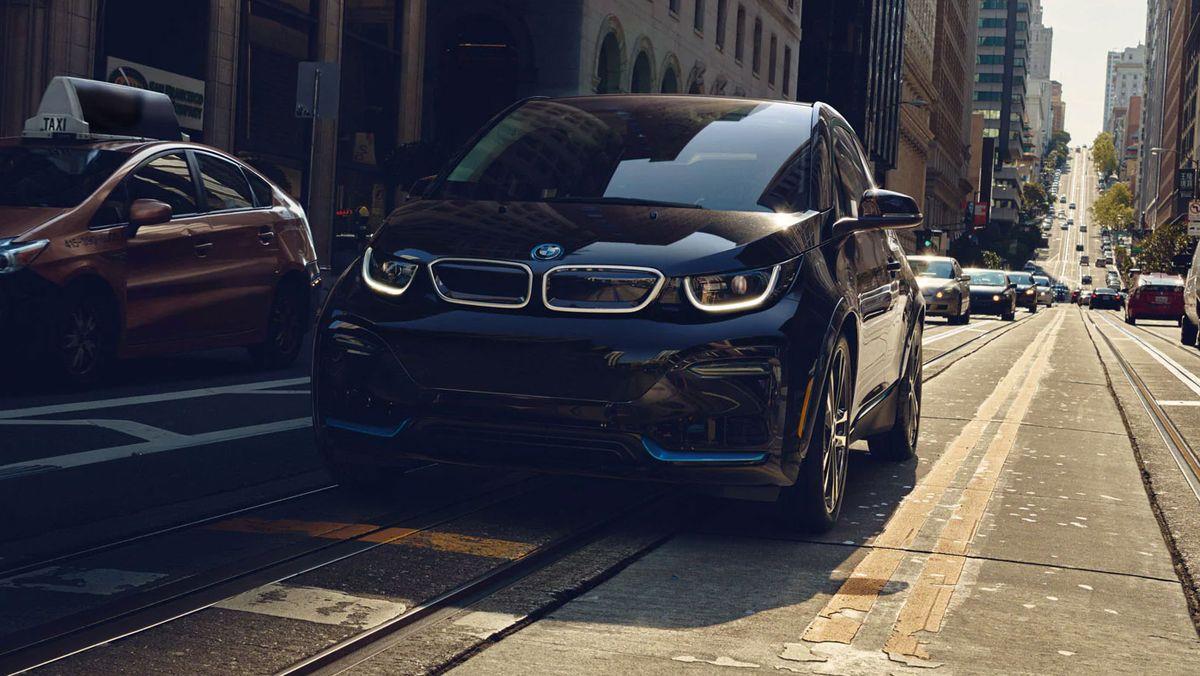 i3؛ طراحی‌ای عجب در خودروی الکتریکی جدید BMW 
