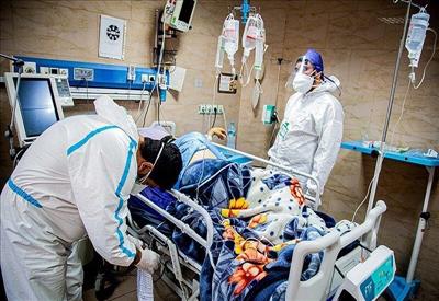 پیشنهاد تعطیلی ۷ تا ۱۰ روزه تهران به دنبال اوج گیری کرونا/با واکسیناسیون سریع کادر درمان موافقت شد
