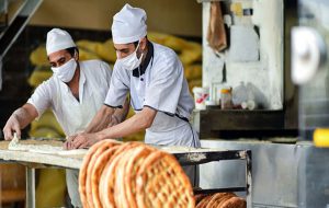 کاهش ساعت پخت نانوایی ها ،کمبود آرد یا فروش آزاد