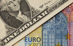 آخرین قیمت دلار و یورو 4 تیر 1402