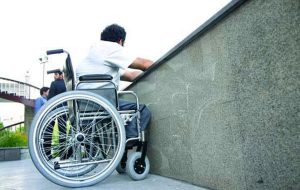 ارائه تسلیهات بانکی به معلولان درگیر کم و کاستی است